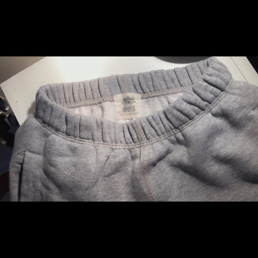 Canadas wonderland Roots sweatpants